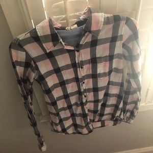 PINK BLUE AND WHITE LONG SLEVE FLANNEL